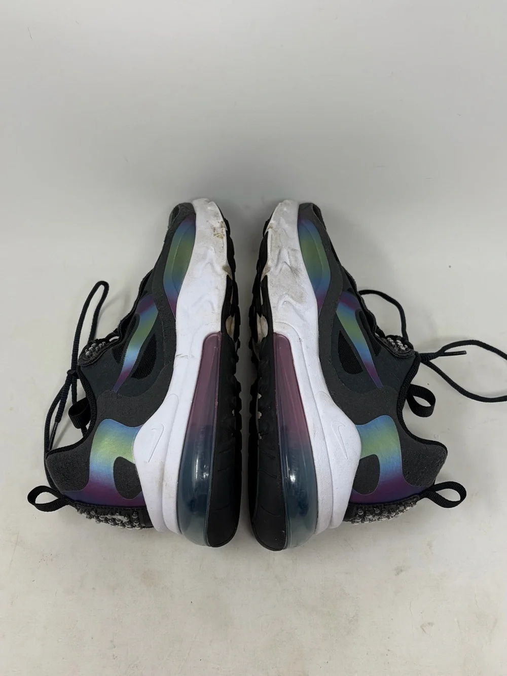 Nike Air Max 270 React Sneakers Size 7 YOUTH